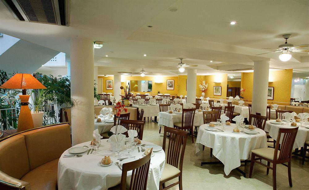 Hotel Saint Sauveur Lourdes Restaurant photo